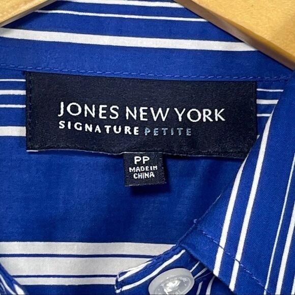 Jones New York Blue and White  Button Down Shirt - Picture 7 of 12